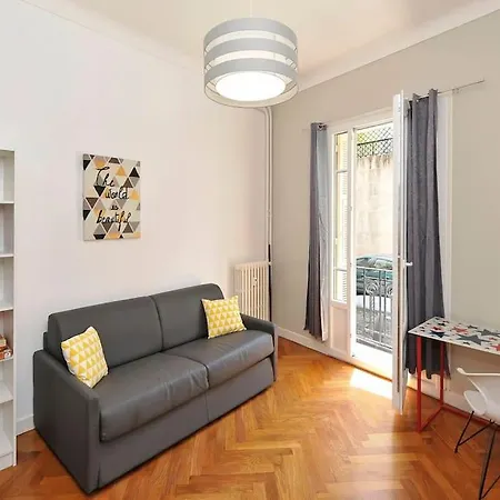 Cosy 3 Pieces Proche Promenade Des & Tram Appartamento